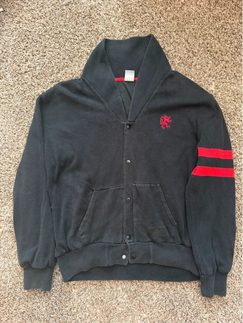 Nike Men’s Lebron James Black Cardigan Sweater Red Embroidered Logo Size Xxl